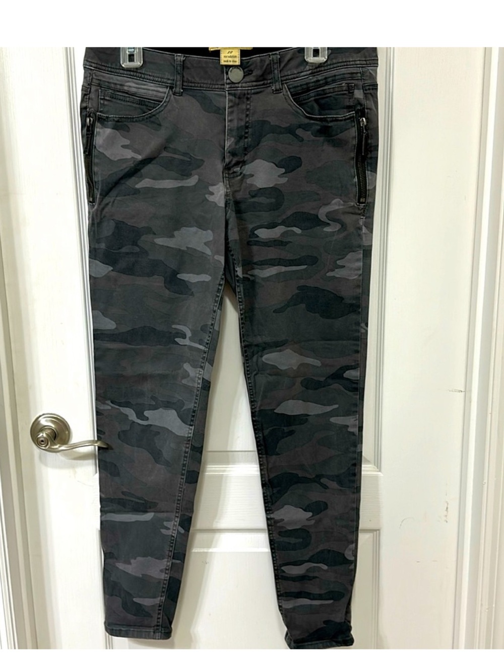 Democracy Black & Gray Camo AB Technology Jegging